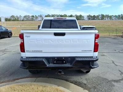 2022 Chevrolet Silverado 2500 HD Double Cab Standard Box 4-Wheel Drive Custom