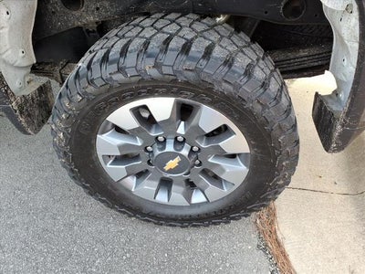 2022 Chevrolet Silverado 2500 HD Double Cab Standard Box 4-Wheel Drive Custom