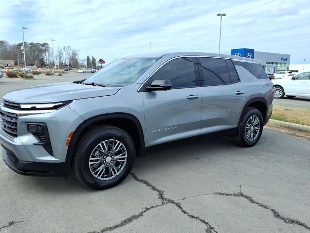2024 Chevrolet Traverse LS w/1LS