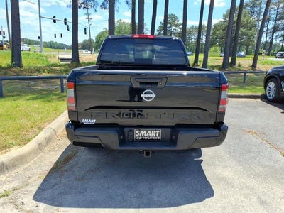 2025 Nissan Frontier Crew Cab 4x2 SV