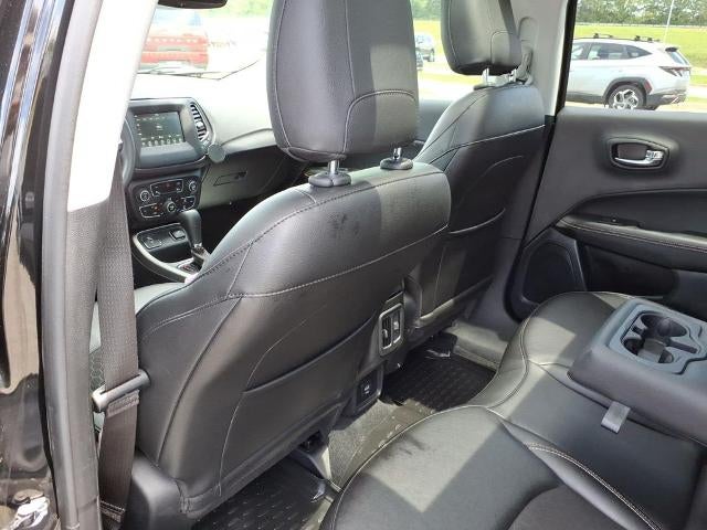 2020 Jeep Compass Latitude w/Sun/Safety Pkg FWD
