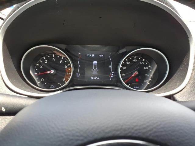 2020 Jeep Compass Latitude w/Sun/Safety Pkg FWD