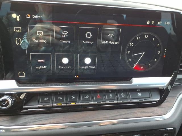 2023 GMC Sierra 1500 Crew Cab Short Box 4-Wheel Drive SLT