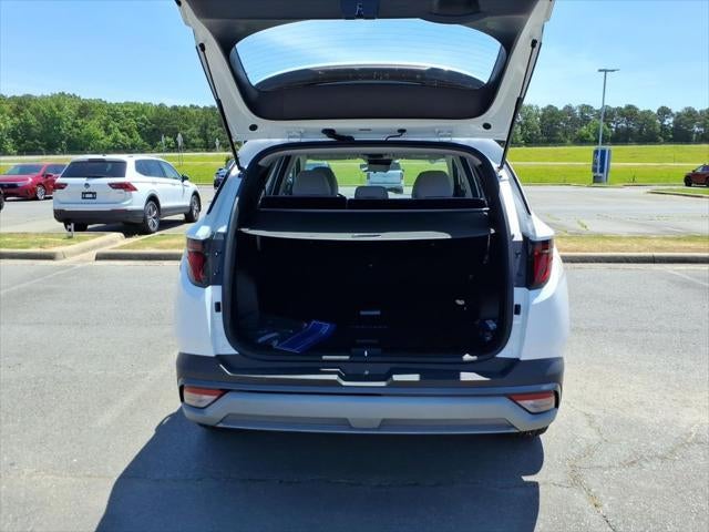 2026 Hyundai TUCSON SE FWD