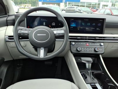 2026 Hyundai TUCSON SE FWD