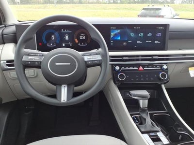 2026 Hyundai TUCSON SEL FWD