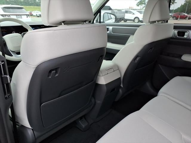 2026 Hyundai SANTA FE SE FWD