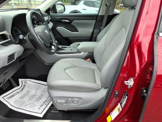 2021 Toyota Highlander Hybrid XLE FWD (Natl)