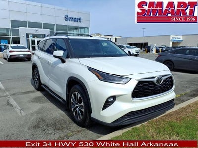 2021 Toyota Highlander XLE FWD (Natl)