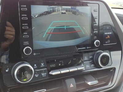 2021 Toyota Highlander XLE FWD (Natl)