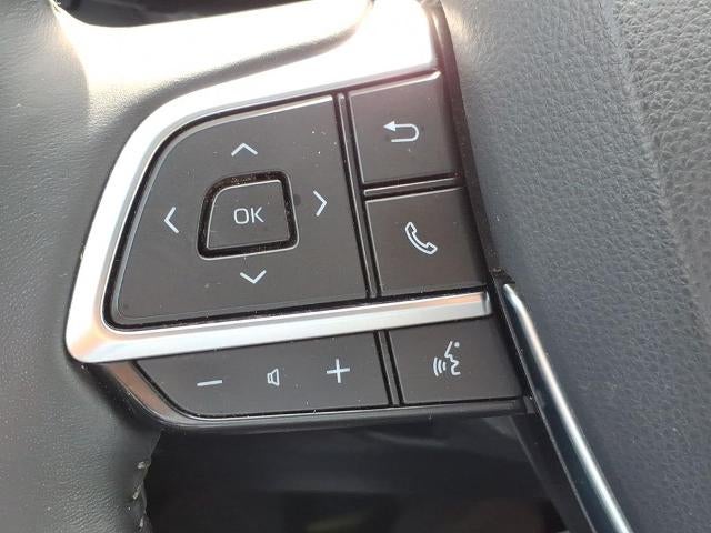 2021 Toyota Highlander XLE FWD (Natl)