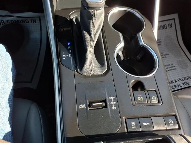 2021 Toyota Highlander XLE FWD (Natl)