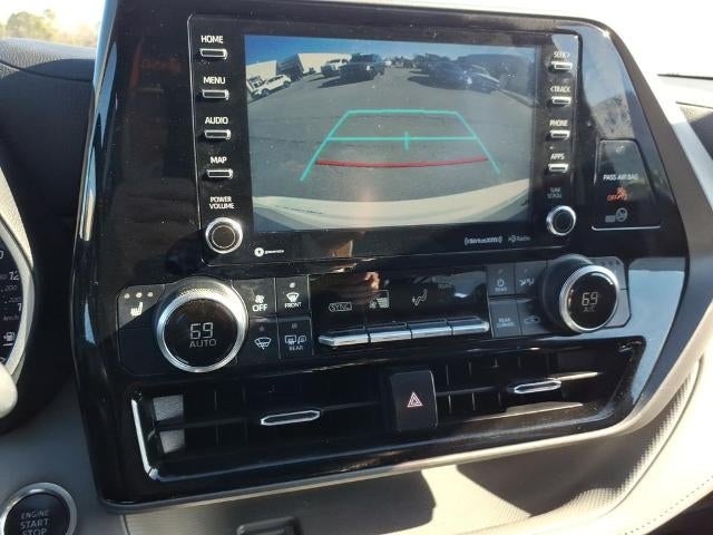 2021 Toyota Highlander XLE FWD (Natl)