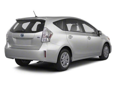 2013 Toyota Prius v 5dr Wgn Two (Natl)