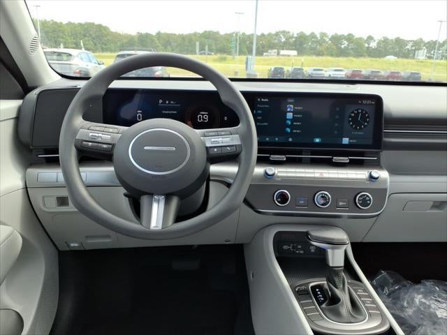 2027 Hyundai KONA SE