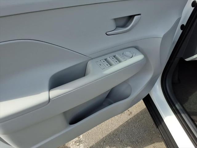 2026 Hyundai KONA SE FWD