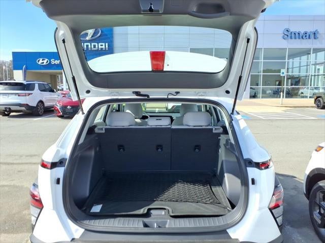 2026 Hyundai KONA SE FWD