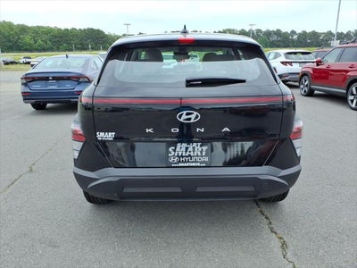 2026 Hyundai KONA SE FWD