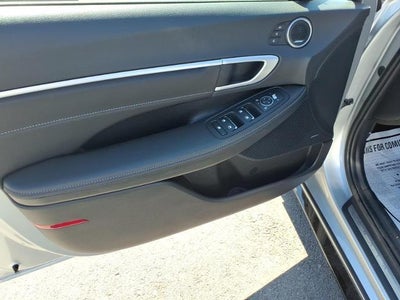 2024 Hyundai SONATA HYBRID Limited 2.0L
