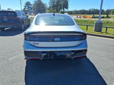 2024 Hyundai SONATA HYBRID Limited 2.0L