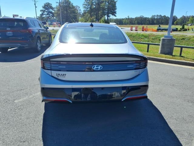 2024 Hyundai SONATA HYBRID Limited 2.0L