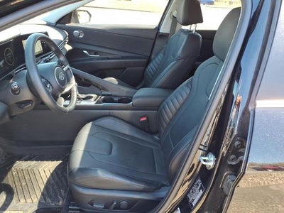 2023 Hyundai ELANTRA HYBRID Limited DCT