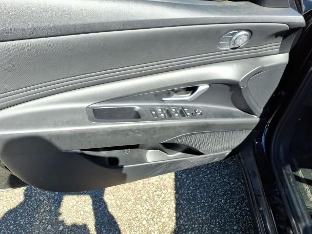 2023 Hyundai ELANTRA HYBRID Limited DCT