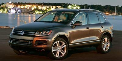 2014 Volkswagen Touareg 4dr 3.6L Lux