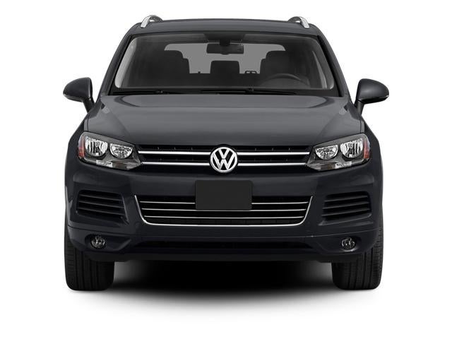 2014 Volkswagen Touareg 4dr 3.6L Lux